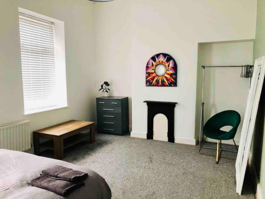 Spacious, Cosy 3 Bedroom House In Preston. Preston  Luaran gambar
